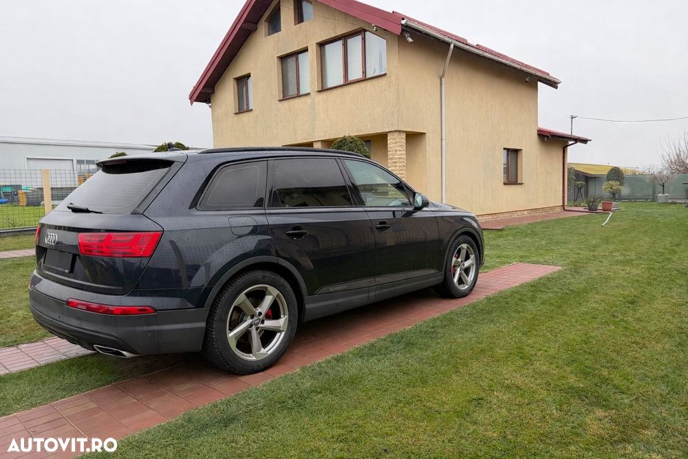 Audi Q7 - 4