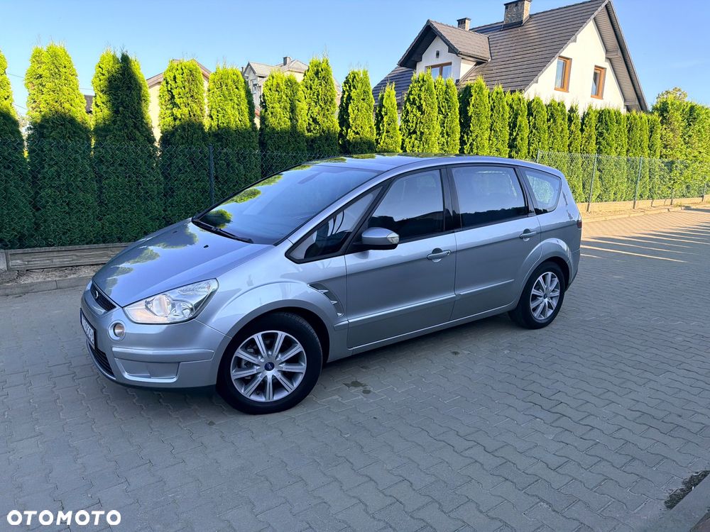 Ford S-Max 2.0 TDCi DPF Ambiente - 21