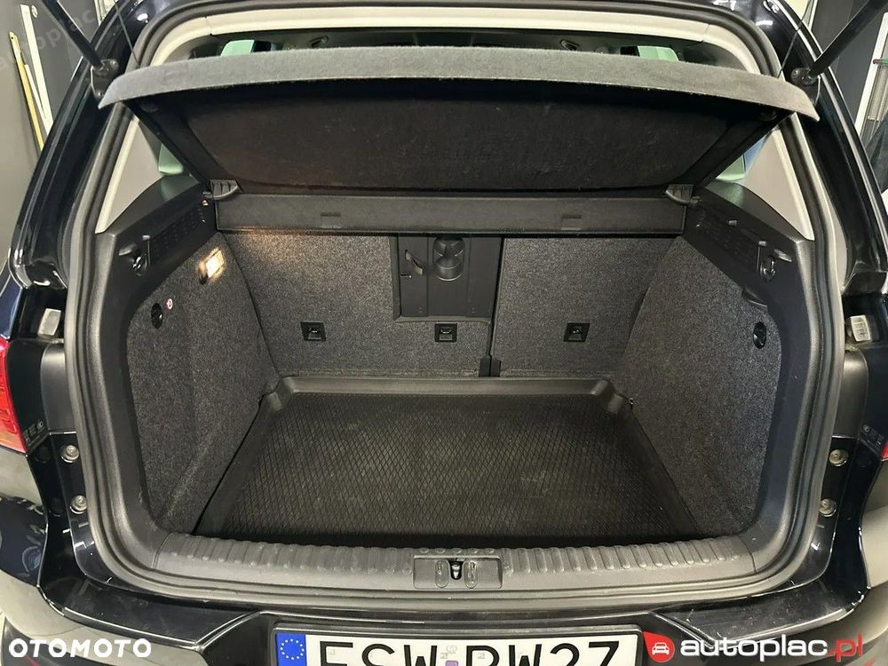 Volkswagen Tiguan - 13