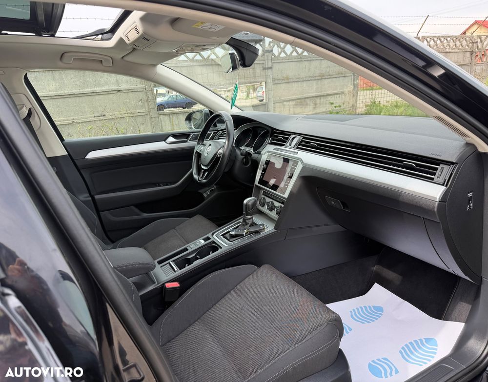 Volkswagen Passat 1.6 TDI (BlueMotion Technology) DSG Comfortline - 28