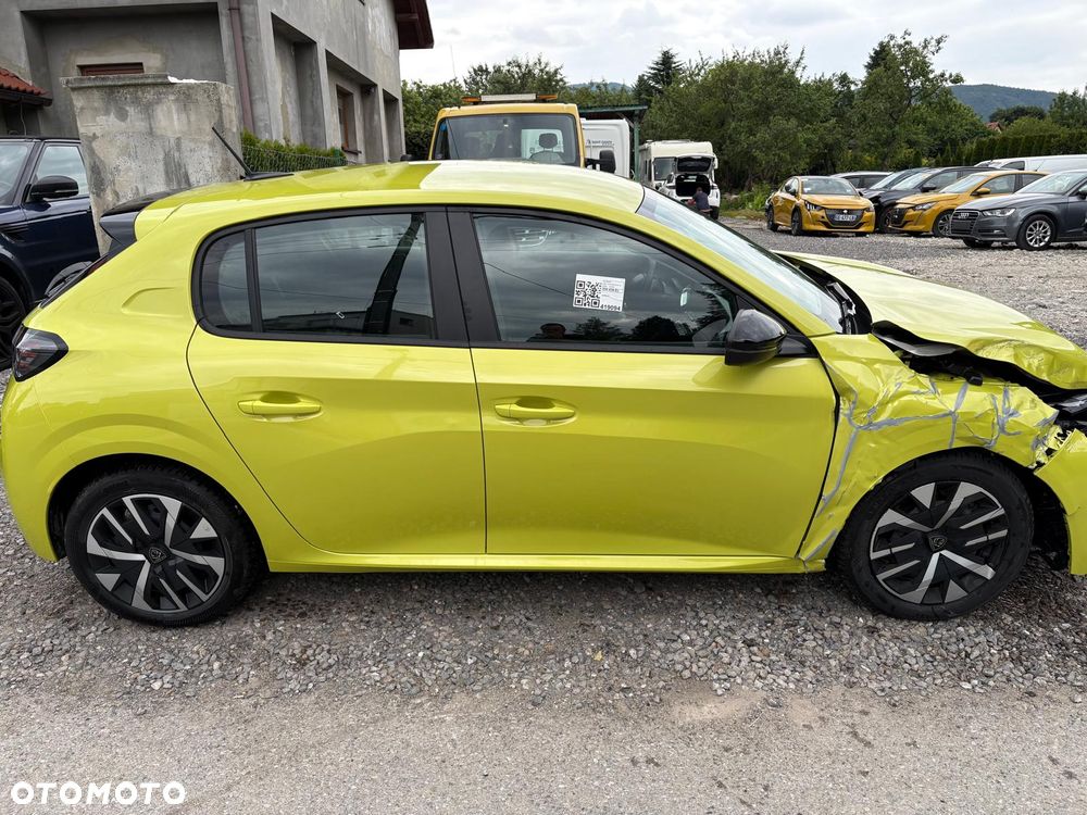 Peugeot 208 PureTech 75 Allure Pack - 13
