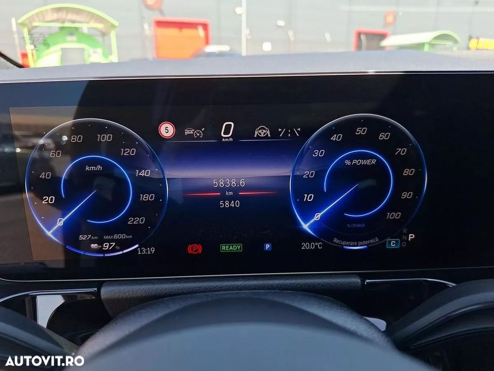 Mercedes-Benz EQA 250+ Electric Art - 12