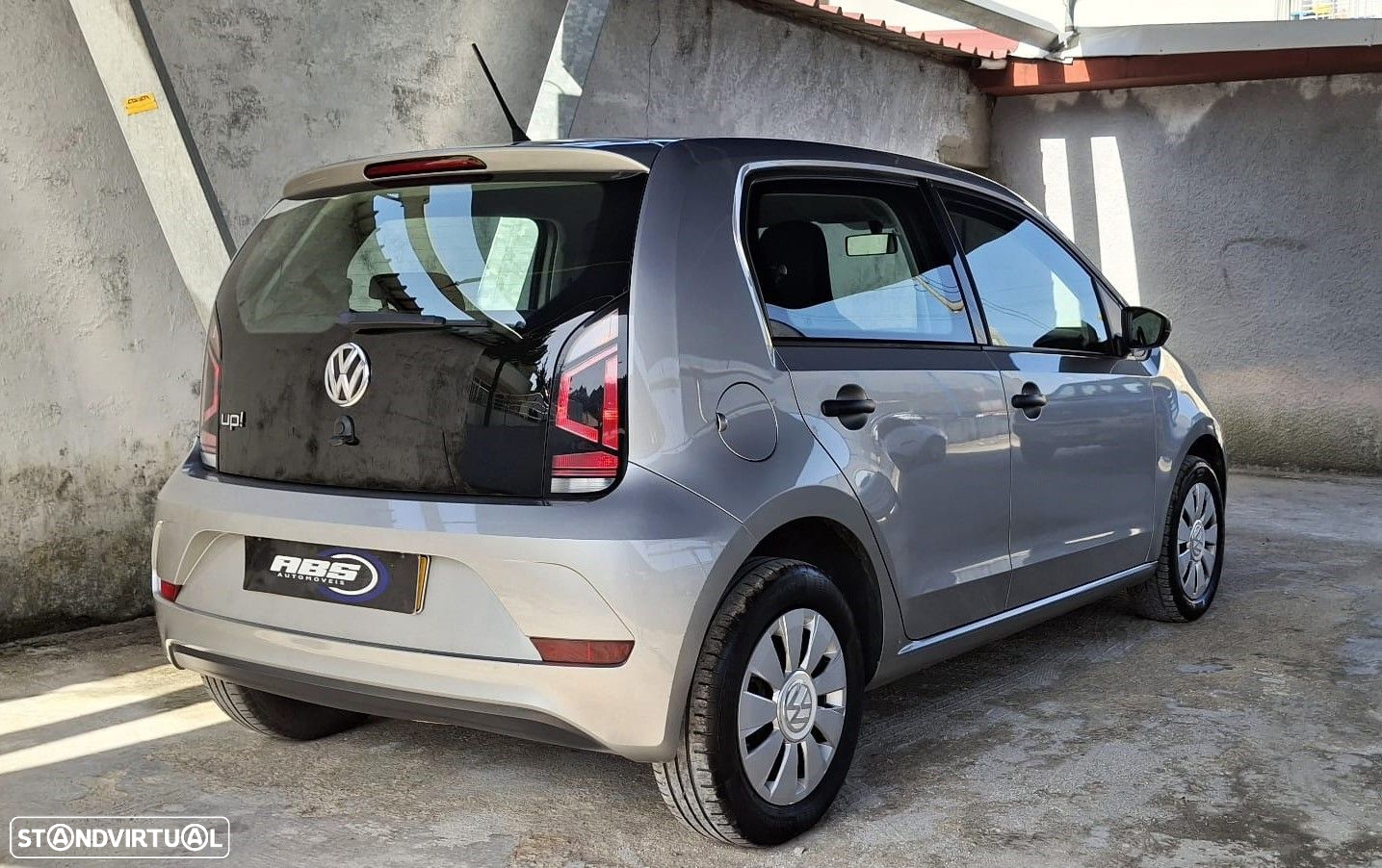 VW Up! - 5