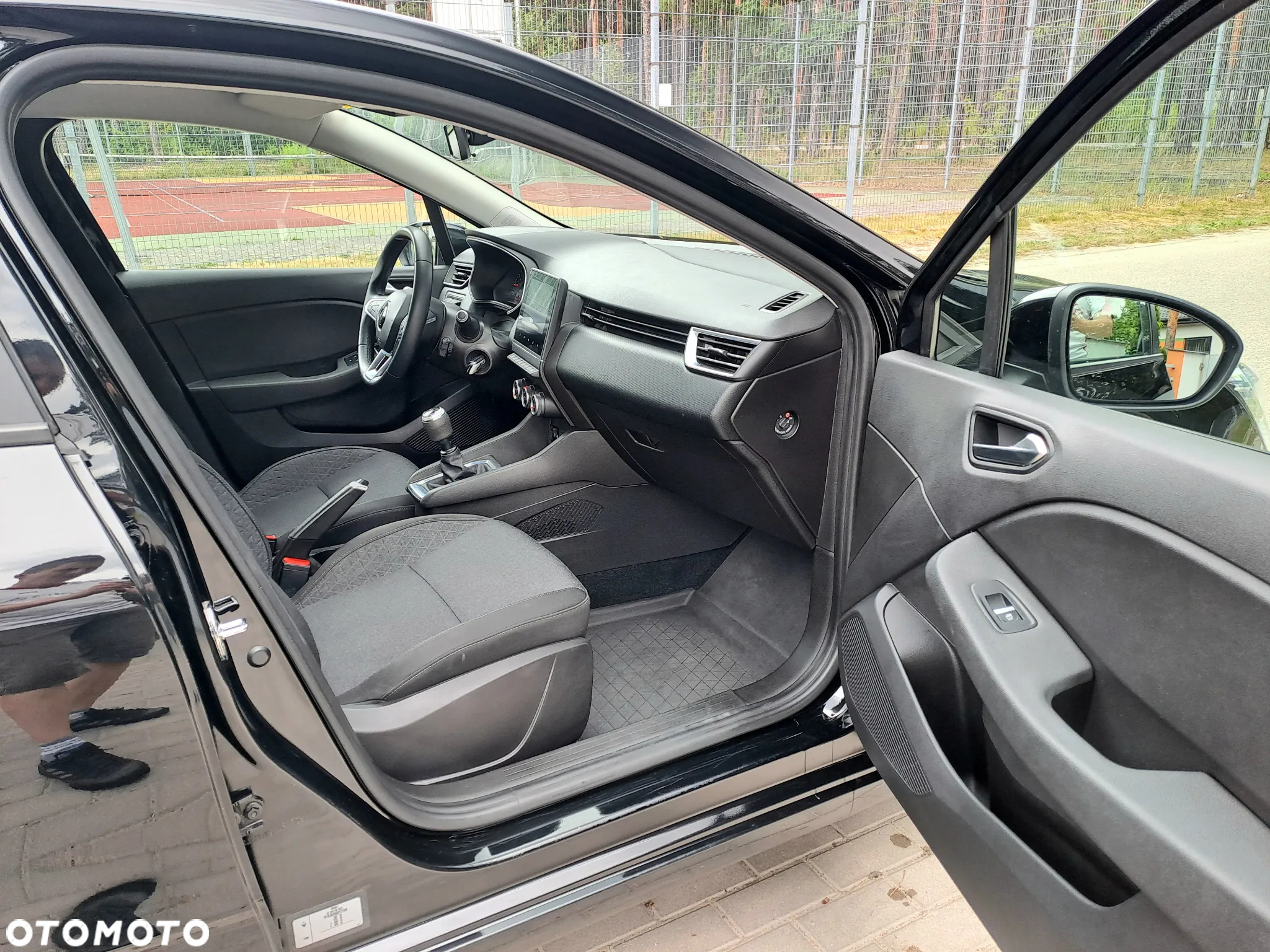 Renault Clio - 9