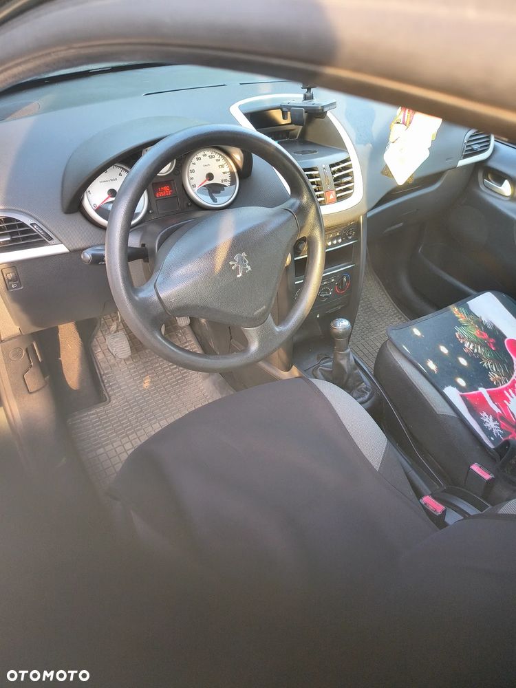 Peugeot 207 1.6 HDi - 3