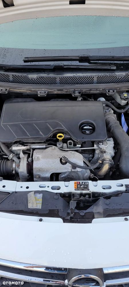 Opel Astra 1.6 D (CDTI) Sports Tourer Edition - 13