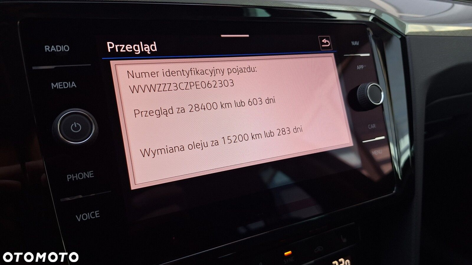 Volkswagen Passat 2.0 TDI EVO Business DSG - 33