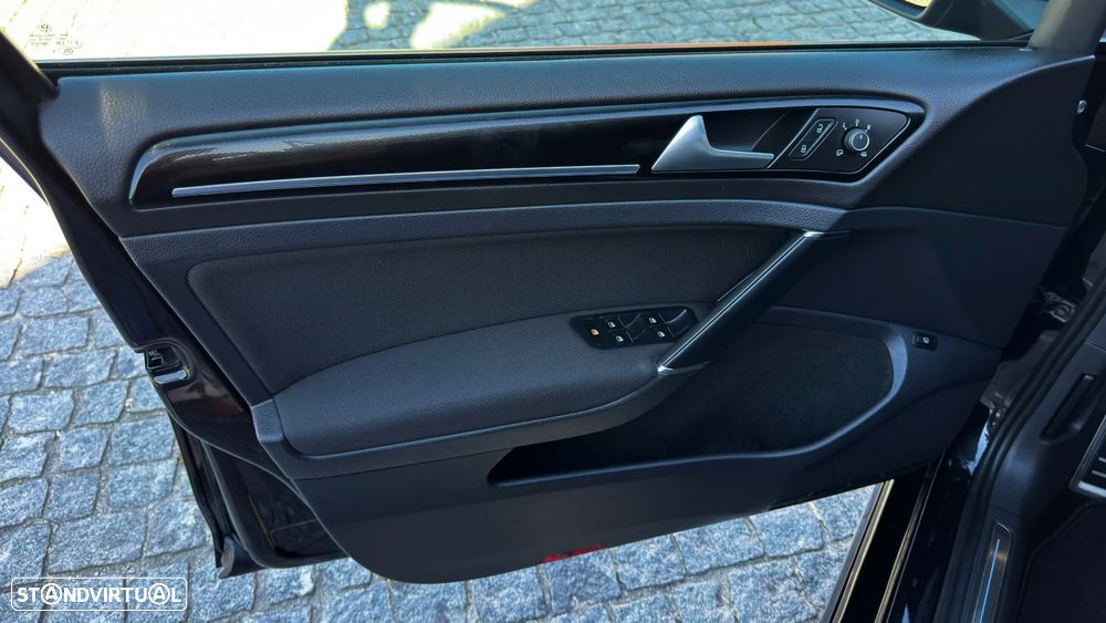 VW Golf 1.4 GTE Plug-In-Hybrid DSG - 15