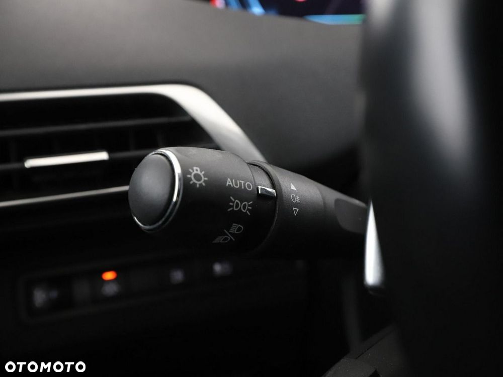 Peugeot 3008 1.6 PHEV 225 Allure S e-DCS7 - 38
