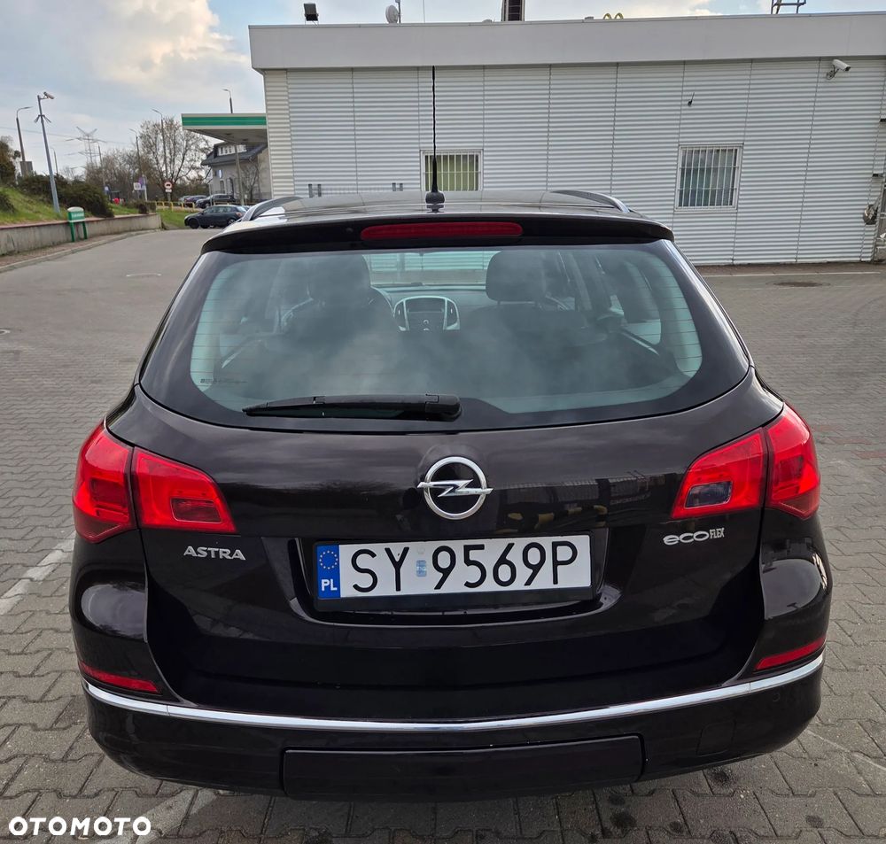 Opel Astra 1.7 CDTI Cosmo - 10
