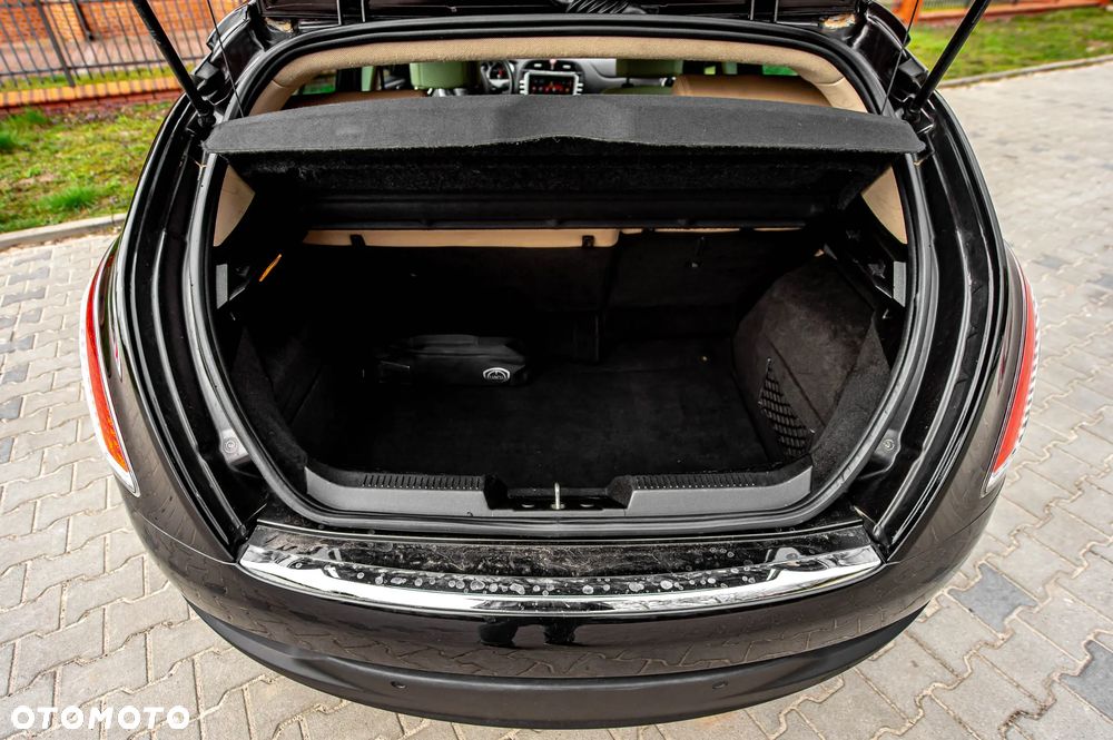Lancia Delta 1.4 MultiAir 16v Platinum - 32