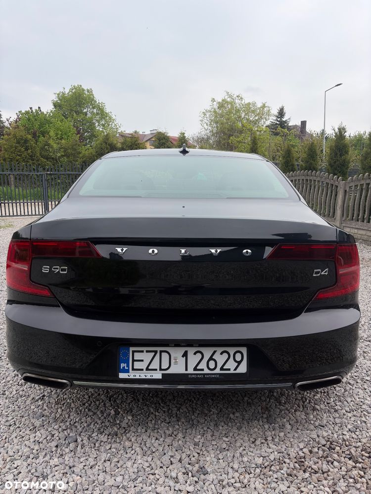 Volvo S90 D4 Momentum - 4