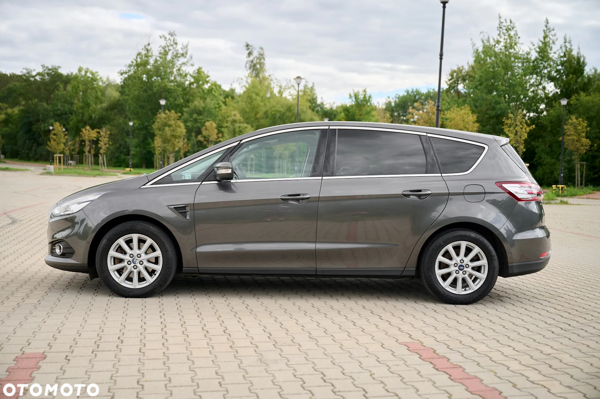 Ford S-Max 2.0 TDCi Titanium PowerShift - 7