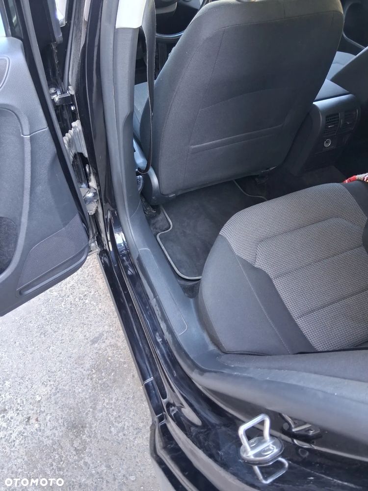 Volkswagen Passat 2.0 TSI Highline - 31