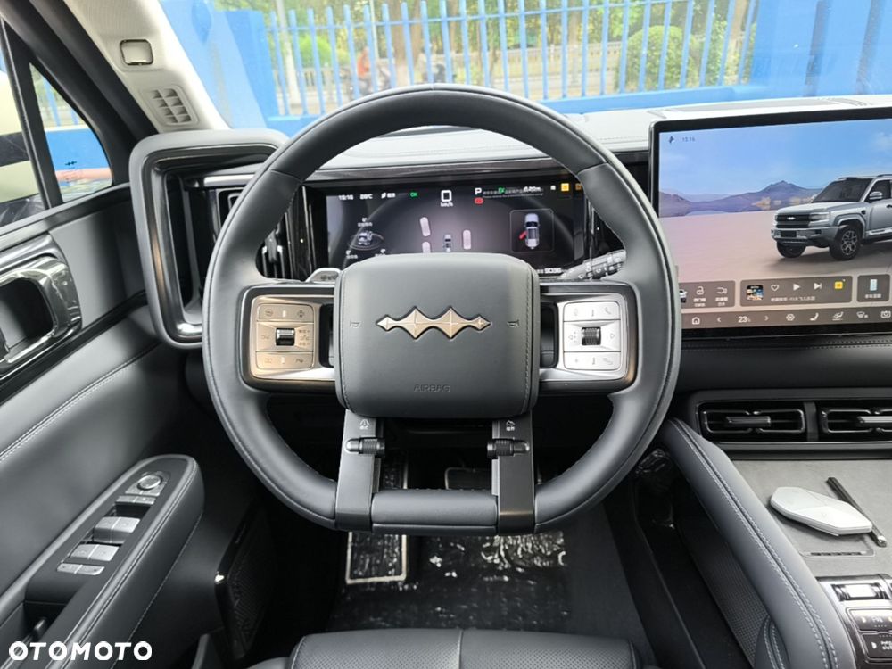 BYD Leopard 5 - 13