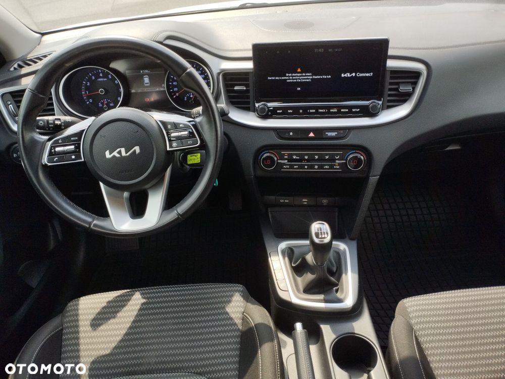 Kia Ceed 1.5 T-GDI M - 13