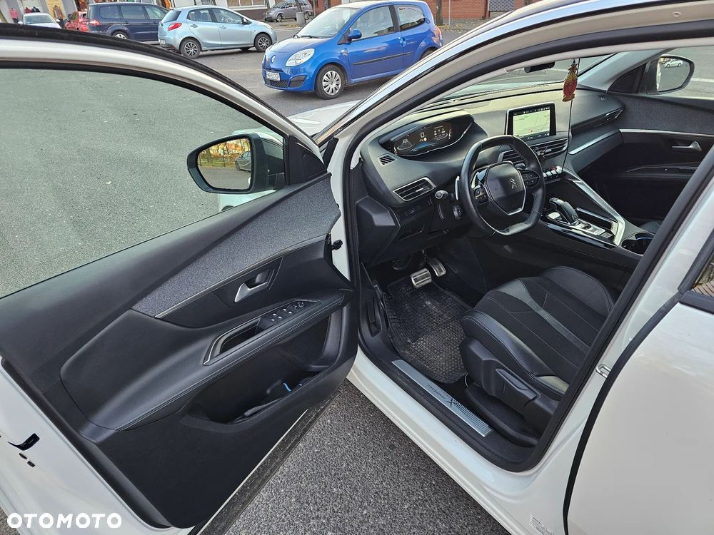 Peugeot 3008 PureTech 130 Stop & Start GPF EAT8 Crossway - 10