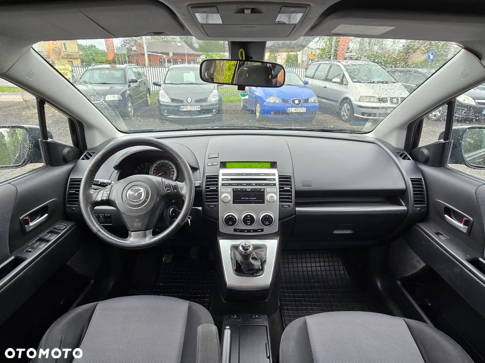 Mazda 5 - 7