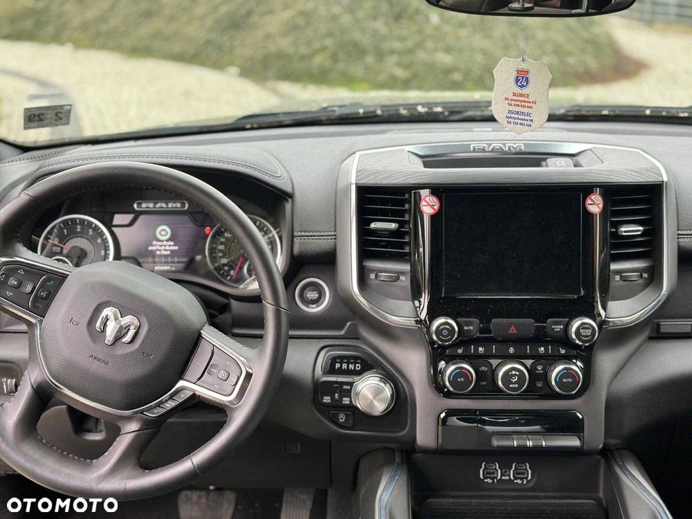 Dodge RAM - 6