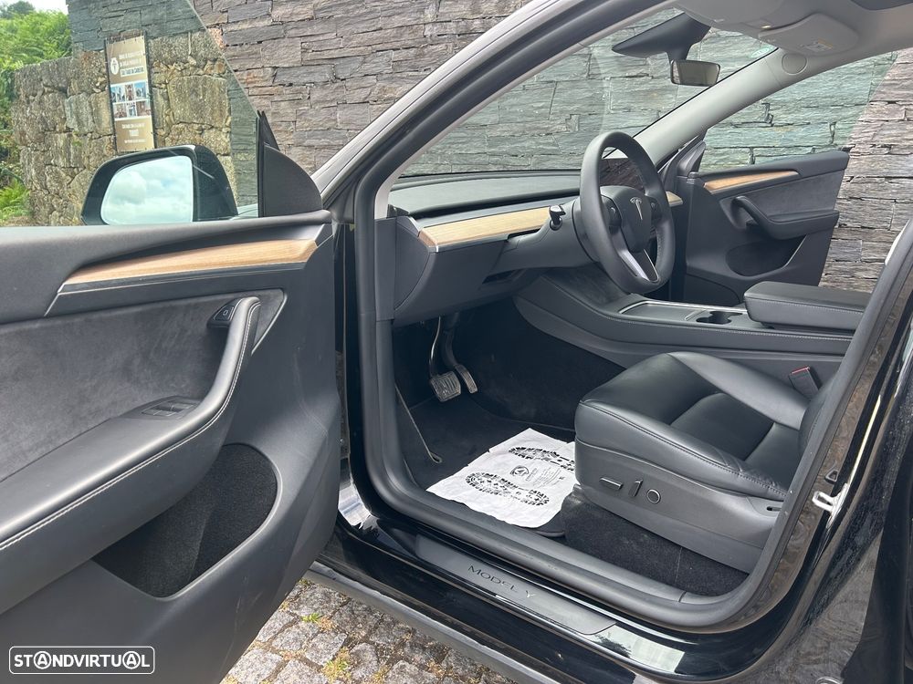 Tesla Model Y Tração Traseira - 10