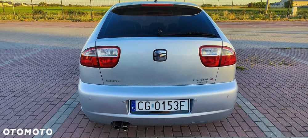 Seat Leon 1.8T Top Sport - 4