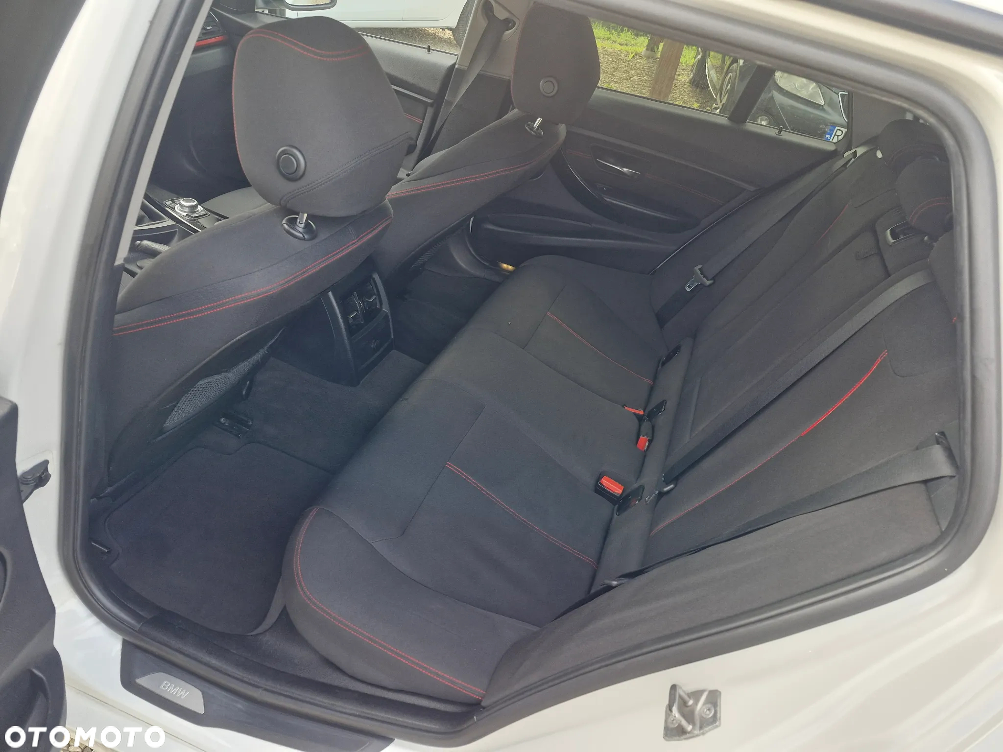 BMW Seria 3 318d Sport Line - 7