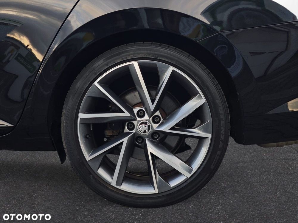 Skoda Superb 2.0 TDI SCR Sportline DSG - 14
