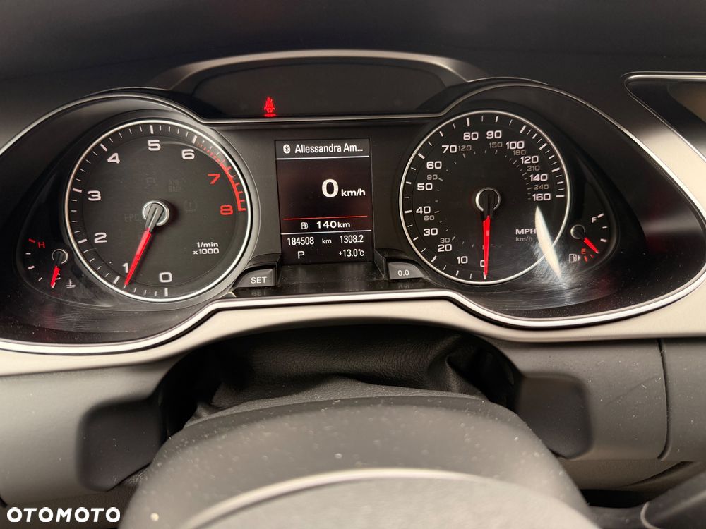 Audi A4 Limousine - 8