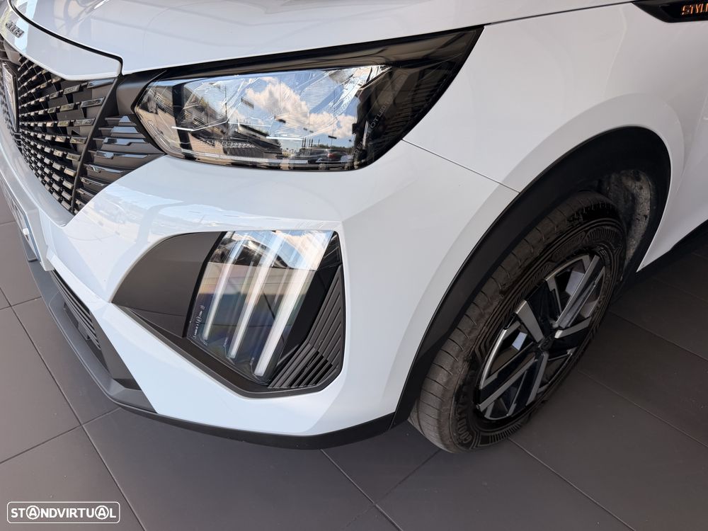 Peugeot 2008 Hybrid 145 e-DSC Style - 11
