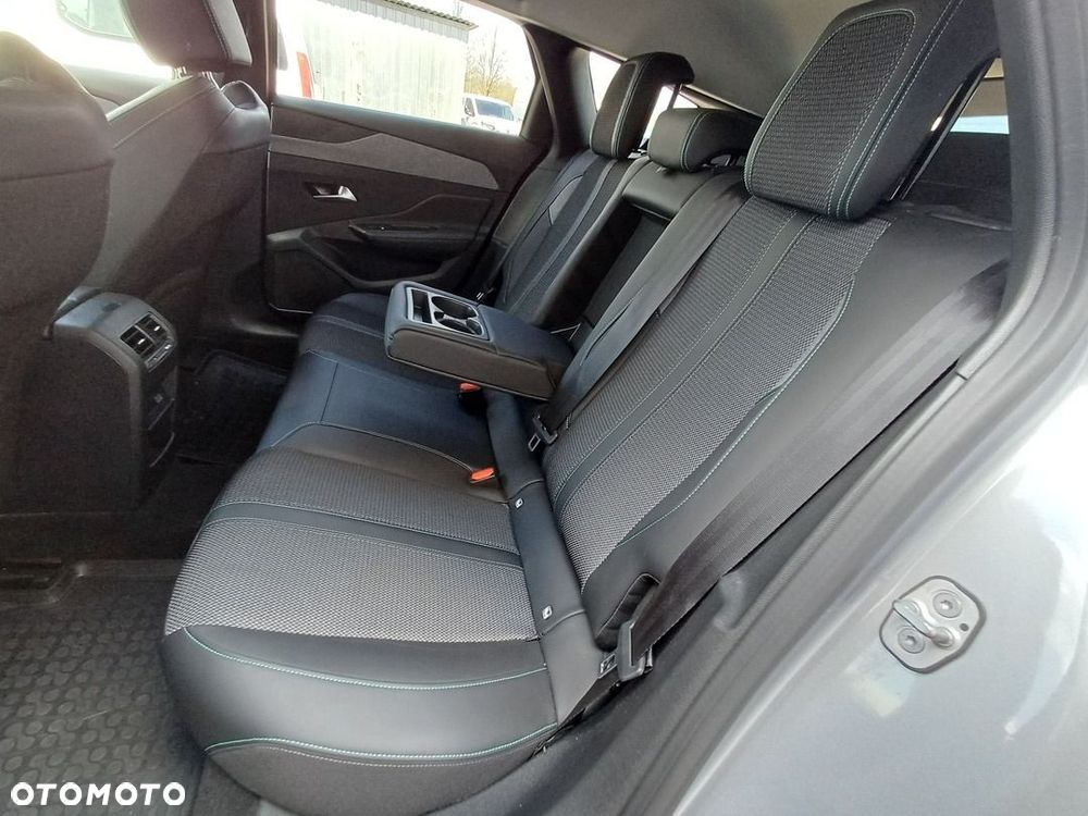 Peugeot 308 - 32
