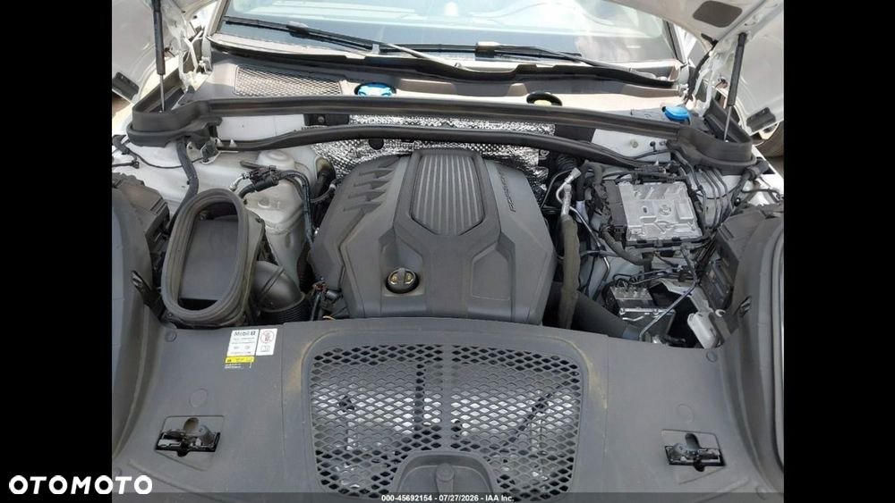 Porsche Macan - 12