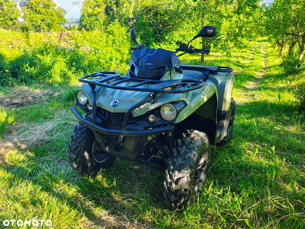 Can-Am Outlander - 10