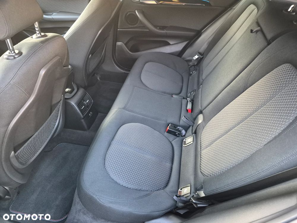 BMW X2 xDrive25e Advantage Plus - 10