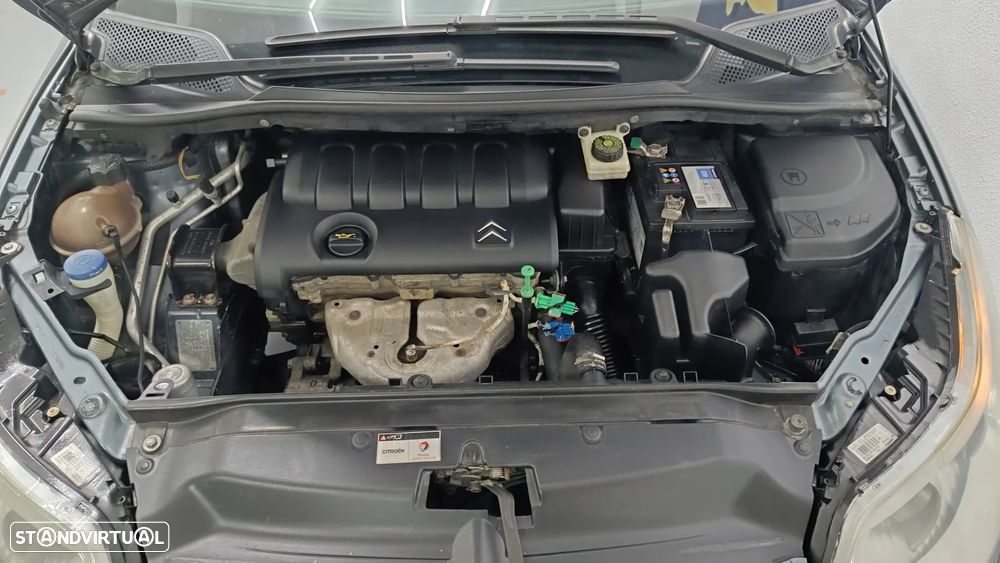 Citroën C4 1.4 16V SX - 12