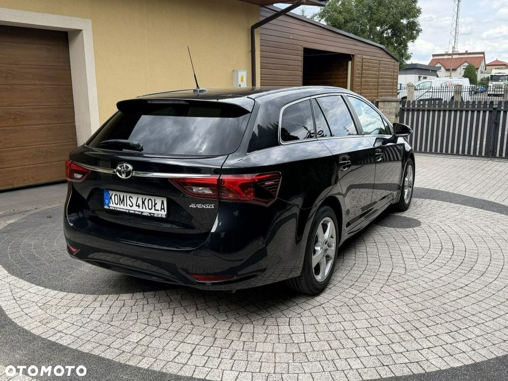 Toyota Avensis - 6