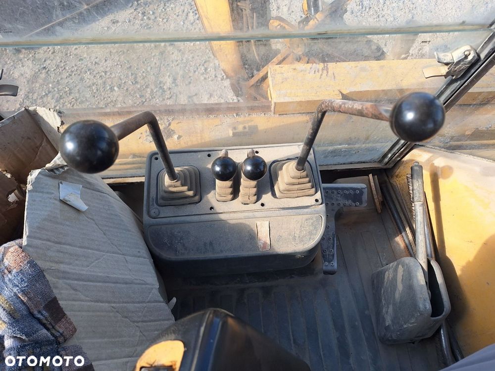 Caterpillar 428 C 4X4 - 18