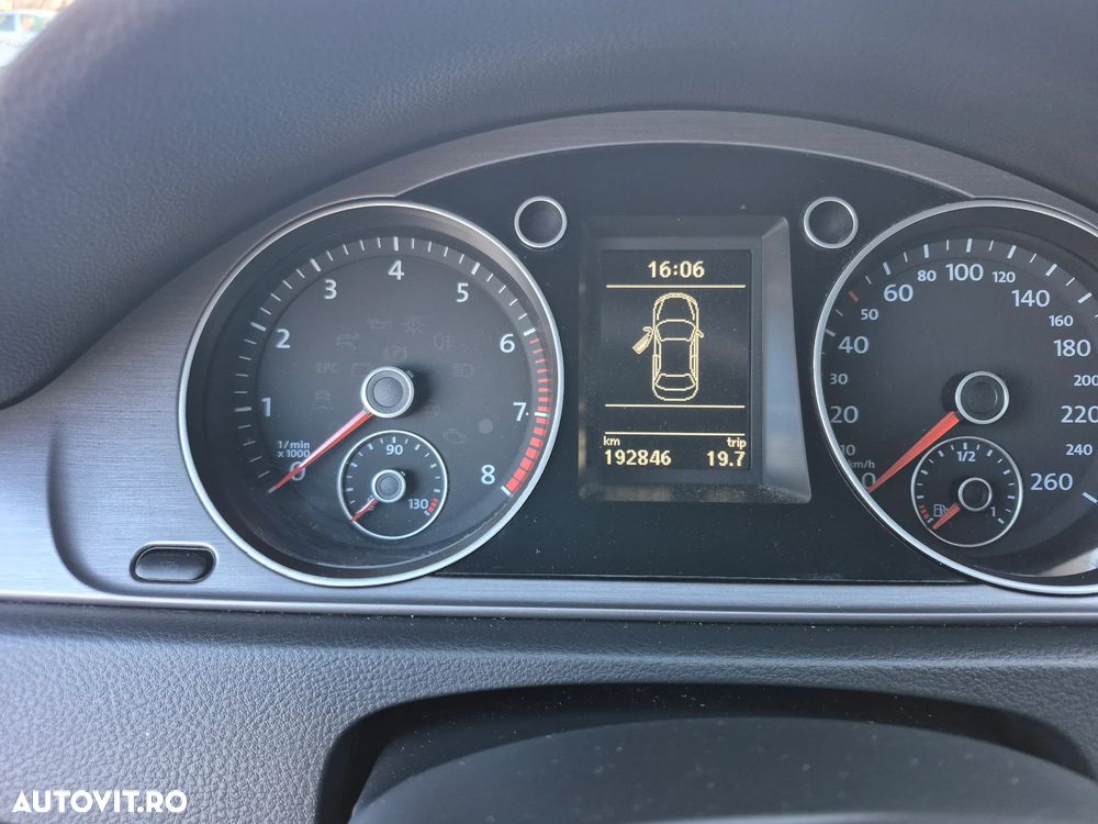 Volkswagen Passat 1.4 TSI BlueMotion Technology Highline - 13