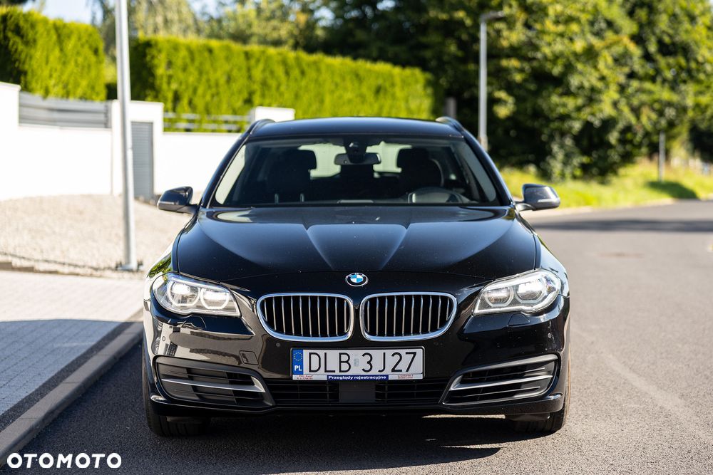 BMW Seria 5 525d - 8
