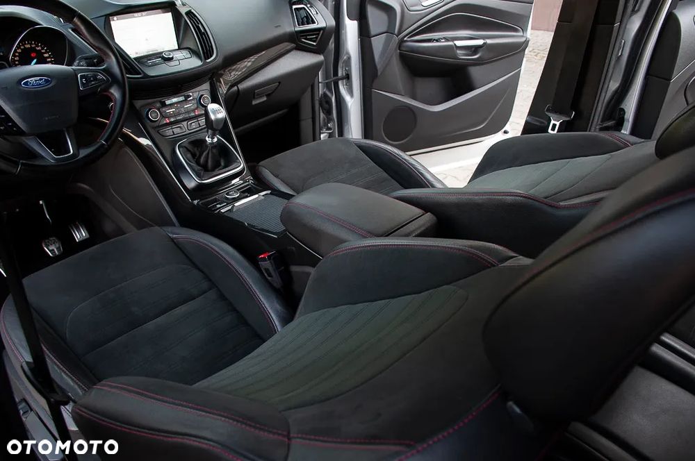 Ford Kuga 1.5 EcoBoost FWD ST-Line ASS MMT6 - 14