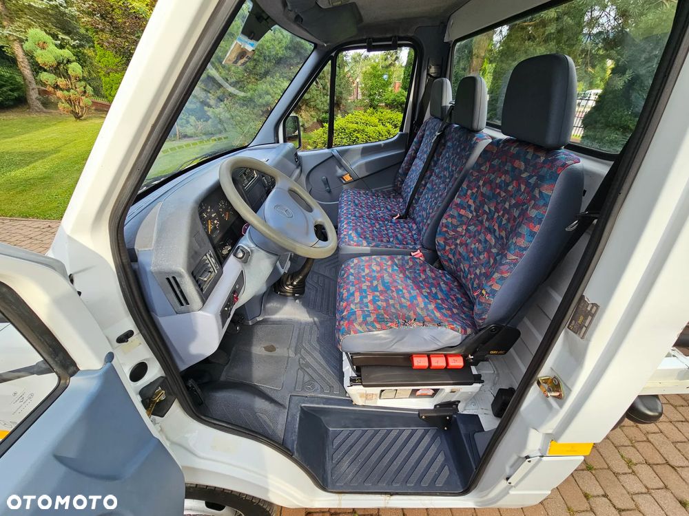 Mercedes-Benz Sprinter 412 D Kontener/Izoterma 3.70 M ! Bez Korozji ! - 25