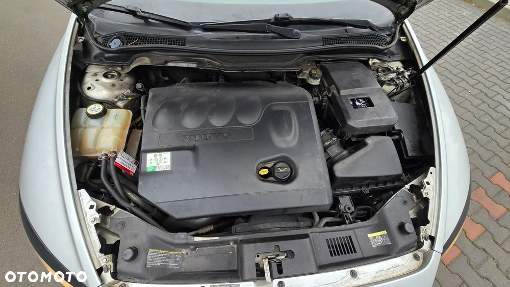 Volvo C30 2.0D Momentum - 17