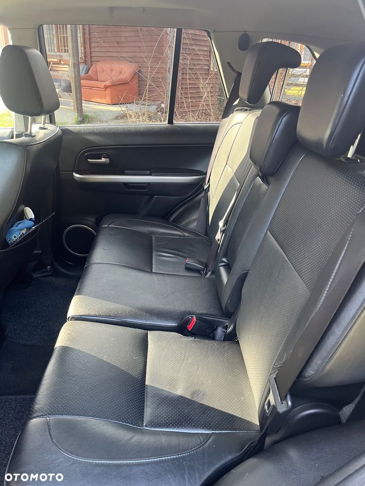 Suzuki Grand Vitara 1.9 DDiS - 6