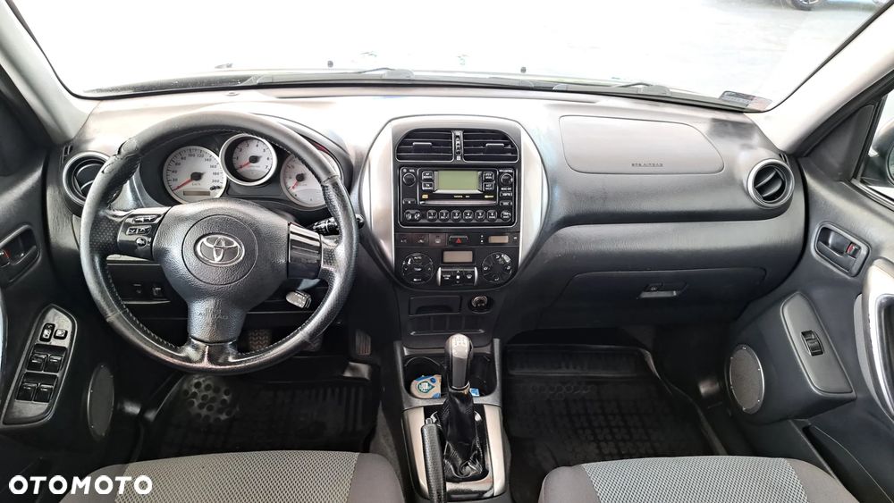 Toyota RAV4 2.0 D-4D 4x4 - 16