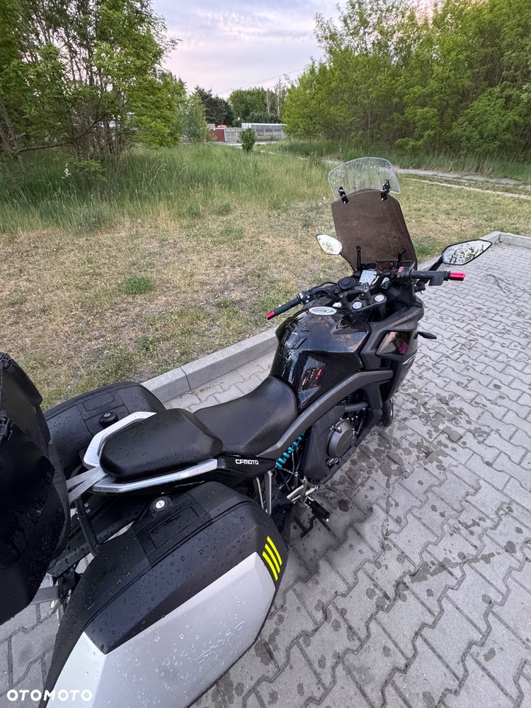 CFMoto 650 MT - 2