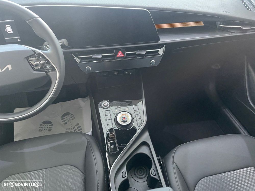 Kia Niro 1.6 GDi HEV Tech - 11