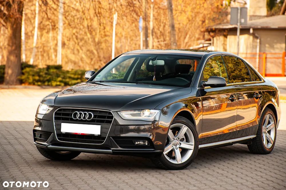 Audi A4 Limousine 1.8 TFSI S line Sportpaket - 8