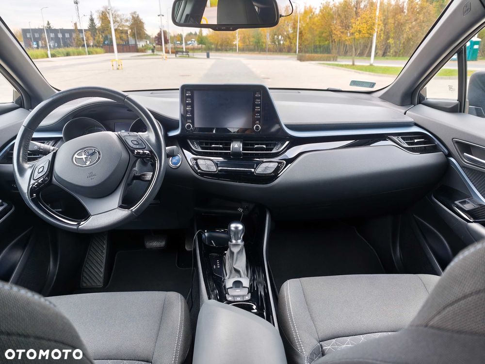 Toyota C-HR - 7
