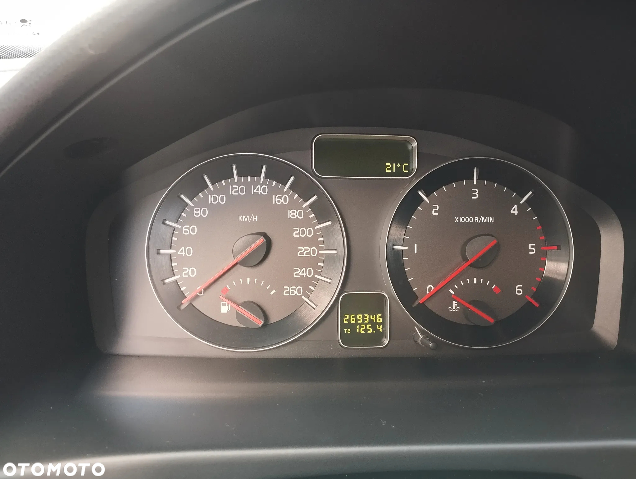 Volvo V50 D5 - 16