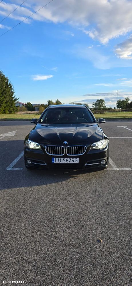BMW Seria 5 520d xDrive - 12
