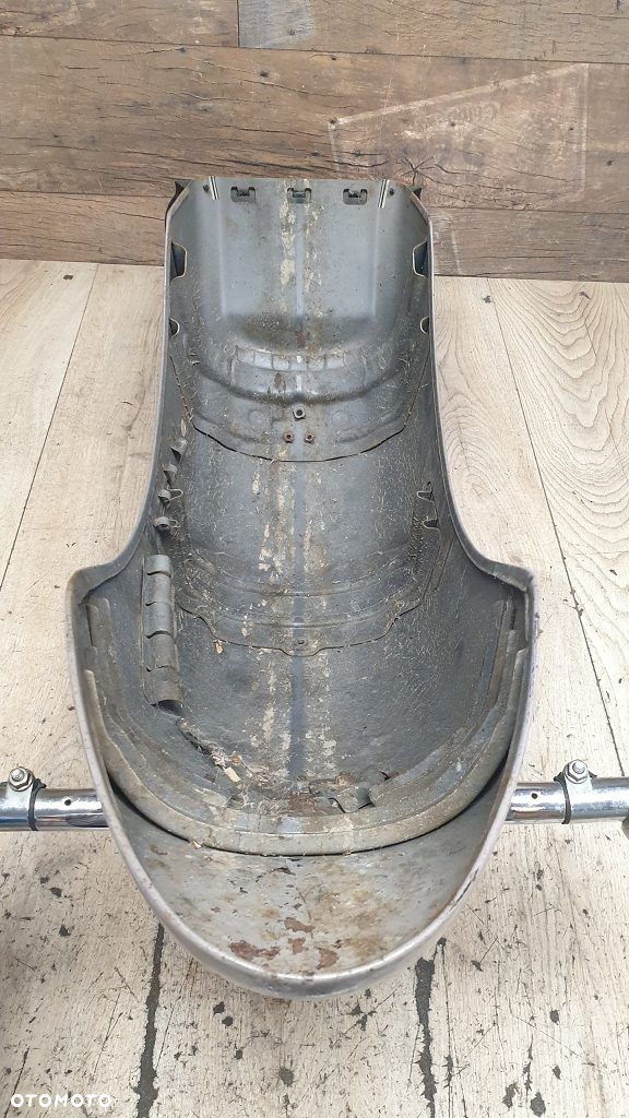 Błotnik tył lampa kierunkowskazy Yamaha XVS650 Drag Star Classic - 11
